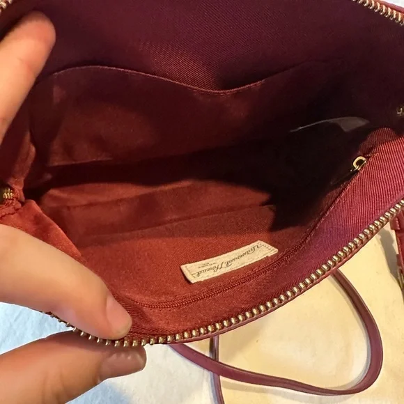 Universal Thread | Cayden Crossbody Bag - Picture 3 of 5